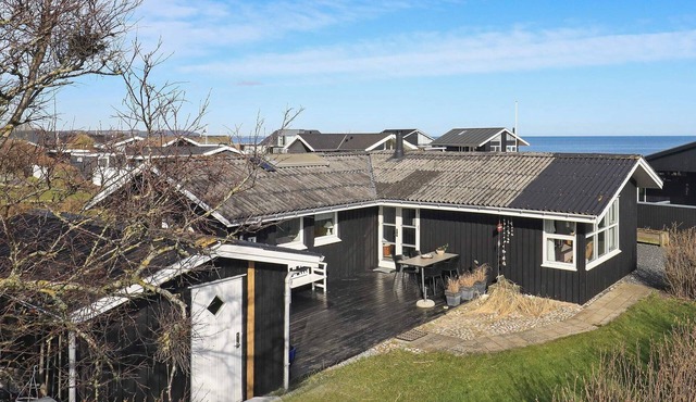 6 person holiday home in Sæby-By Traum