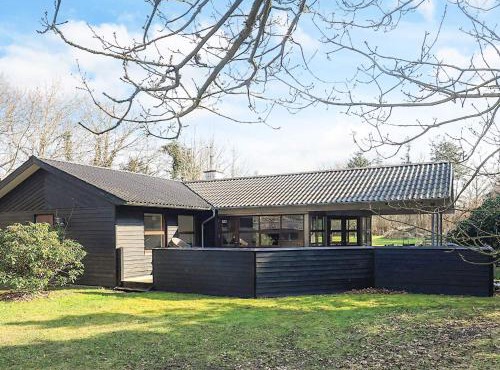 6 person holiday home in Spøttrup
