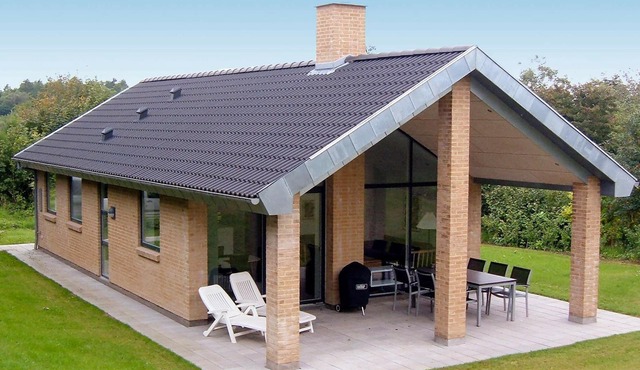 6 person holiday home in Struer-By Traum