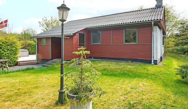 6 person holiday home in Struer