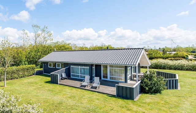 6 person holiday home in Tarm