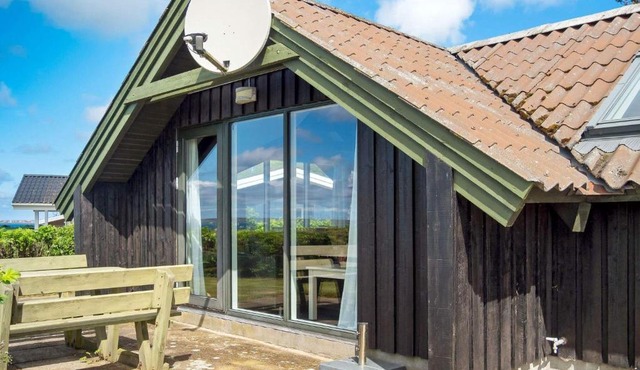 6 person holiday home in Vestervig