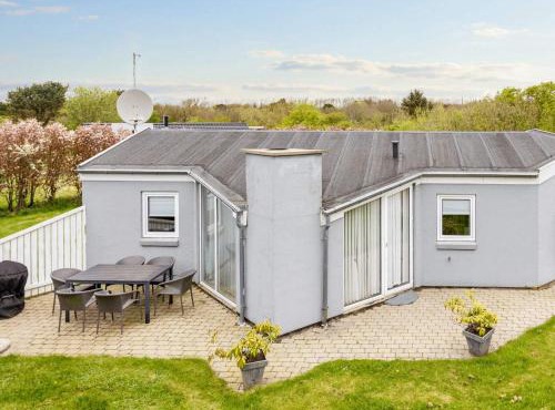 6 person holiday home in Vestervig-By Traum