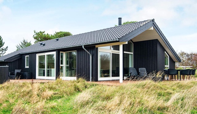 6 person holiday home in Fanø-By Traum