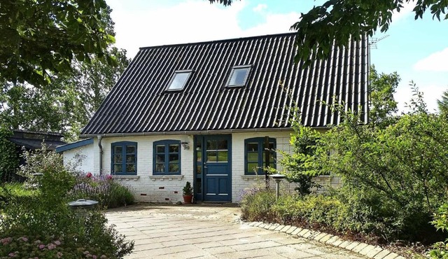 6 person holiday home in Humble-By Traum