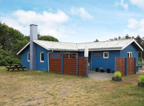 6 person holiday home in Løkken