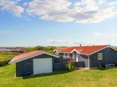 6 person holiday home in Løkken
