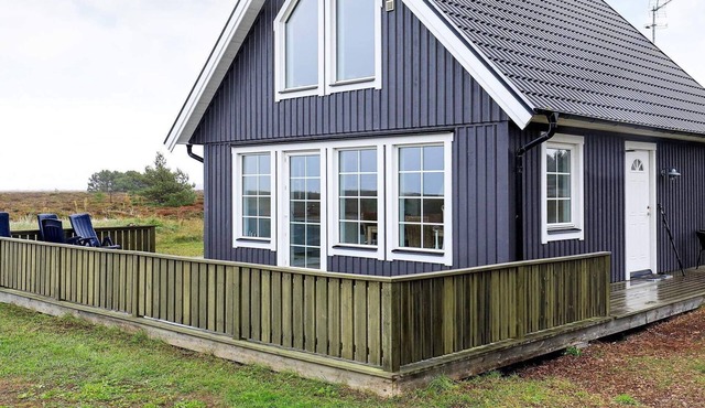 6 person holiday home in Læsø