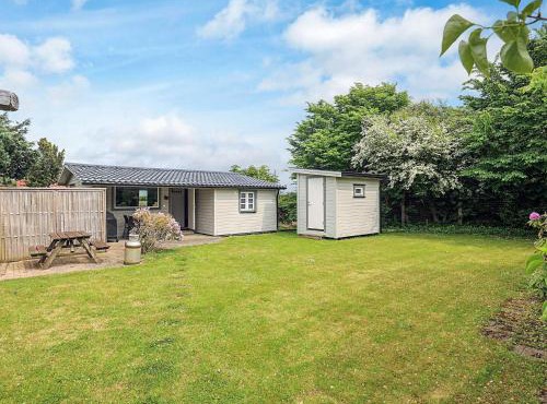 6 person holiday home in Løkken