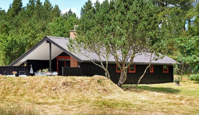 6 person holiday home in Oksb l