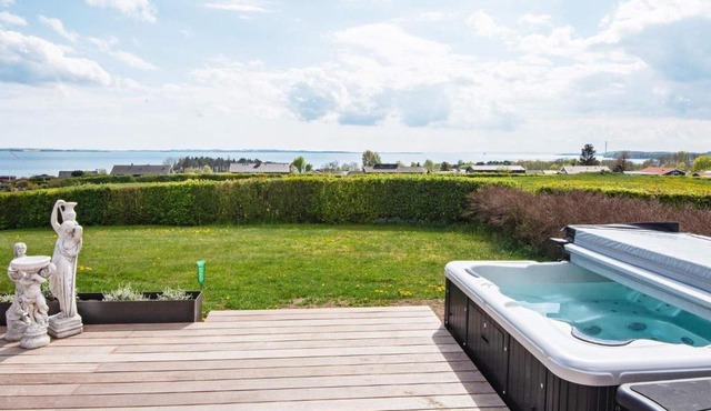6 person holiday home in R nde