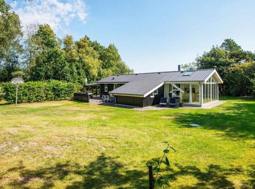 6 person holiday home in Tarm-By Traum
