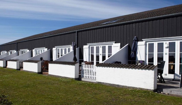 6 person holiday home on a holiday park in Vestervig