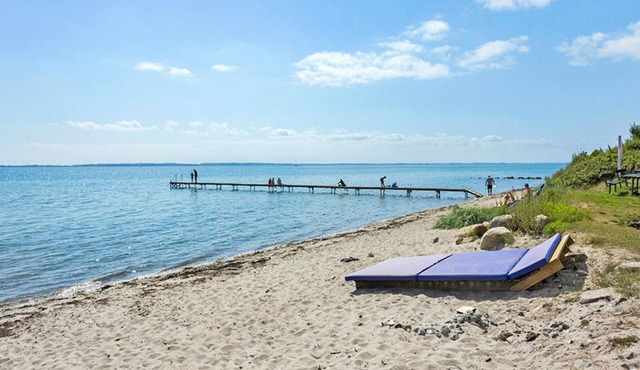 6 Person Holiday Park Home in Hesselager