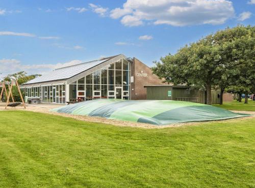 6 person holiday park in Hemmet