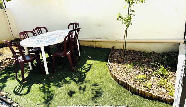 6-person house with garden in quiet neighborhood