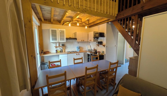 6-person mountain apartment with mezzanine: the ARRECATTE refuge