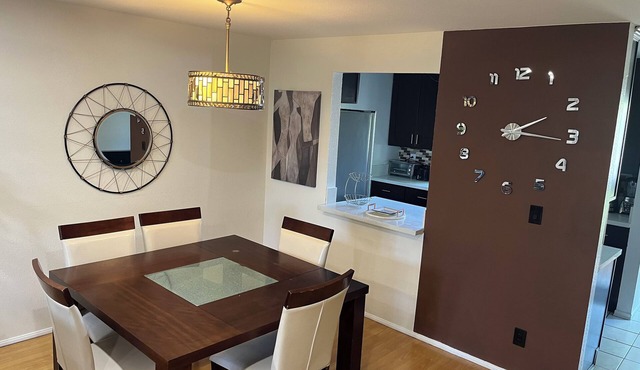 6. Phenomenal 2-bedroom 2-bath Apartment City Center