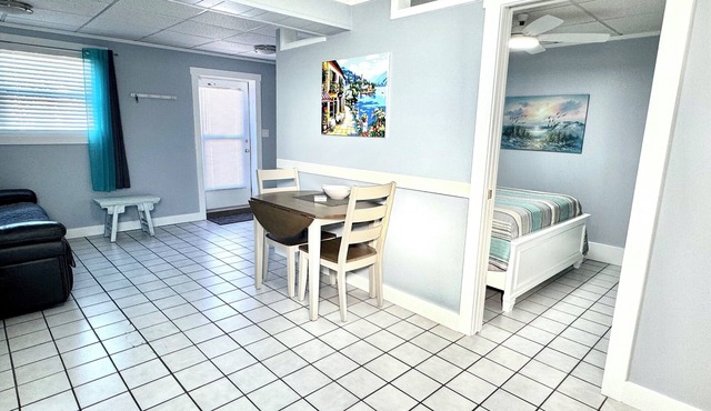 60 seconds to Private Beach Rated #1 in Florida/Pets welcome with fee