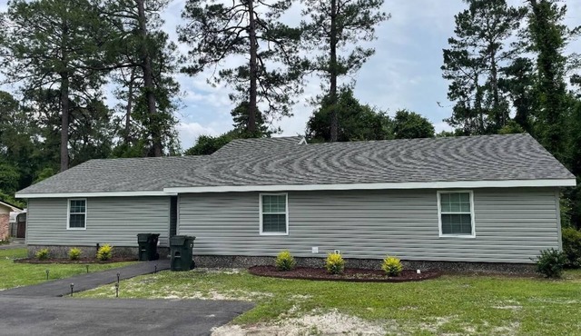 609- Beautiful Duplex Minutes from the Hospital!