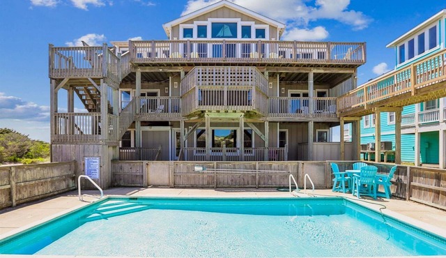 6100- Red Snapper Inn, Red Snapper Inn | Oceanfront | South Nags Head | Sleeps 22