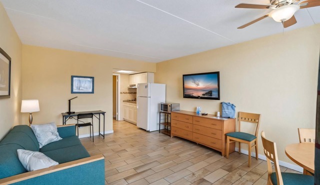 6201 Ocean Ave, Unit 208 - The Nassau Inn