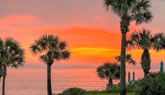 625 Oceanfront Surf Villas @ Ponte Vedra Beach, near TPC Sawgrass & Mayo Clinic!