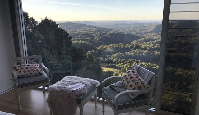 629 Balmoral Ridge - secluded hideaway with spectacular views