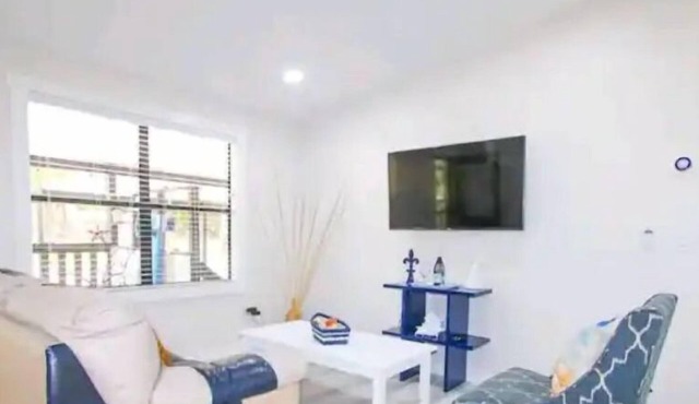 #63 The Palms by Joyful Moments