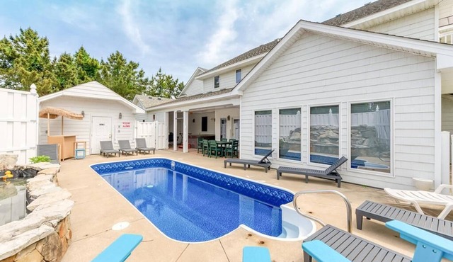 632 - Private Pool, Hot Tub, Billiards, and Immediate Walk-Way Access to Beach