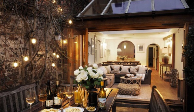 63a bell street · Dolls House - Luxury Townhouse