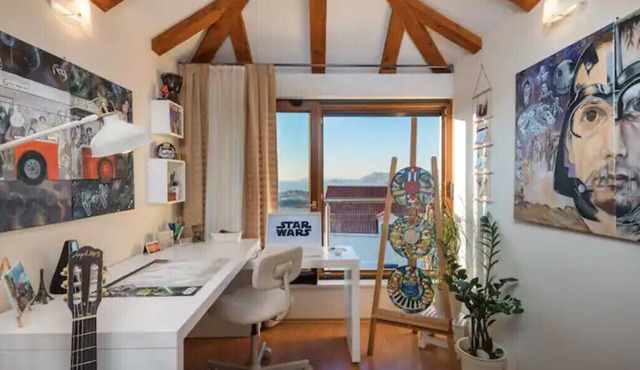 65m2 STAR WARS Apartment with a sea view.