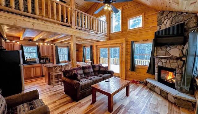 65pt New Log Cabin in Private