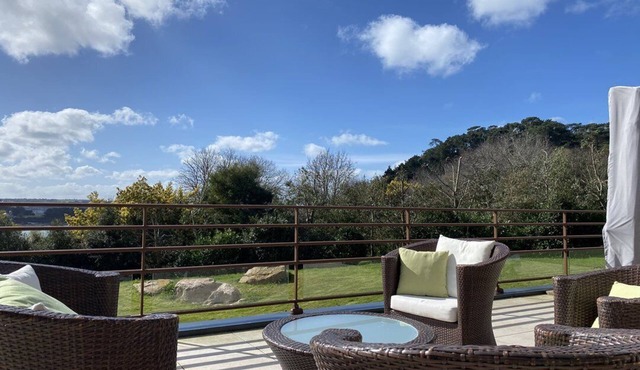 662 - Beautiful house with sea view for family stays