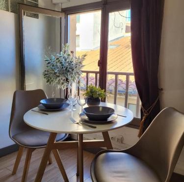 66D3 Apartment in the heart of the city