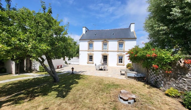 680-Holiday home near St Tugen beach