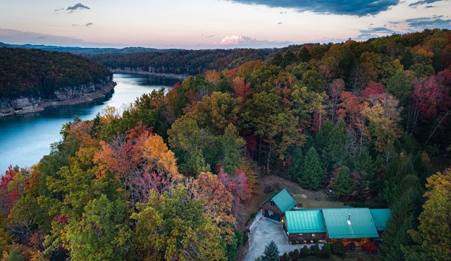 680 Steps to Lake- Sleeps 16- Ultimate GameRoom-15 min NRG