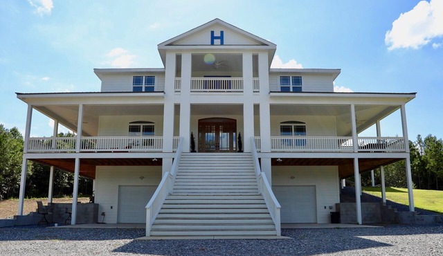 6BR/7BA Estate Sleeps 18 Available for US Open 2024