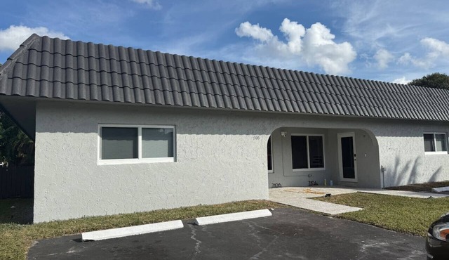 6BR Extended Stay Furnished Mid-Term Rental| Ideal for Relocation, Work Travel & Family Stays
