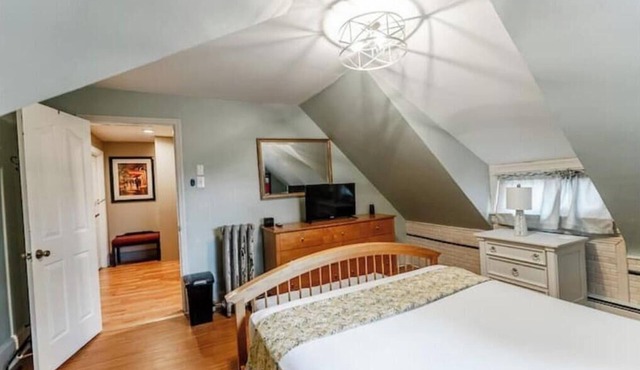 6BR Home/Driveway Parking ! PHL Airport/combine