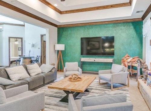 6BR Home Private Property, Sleeps 14 #Skelly
