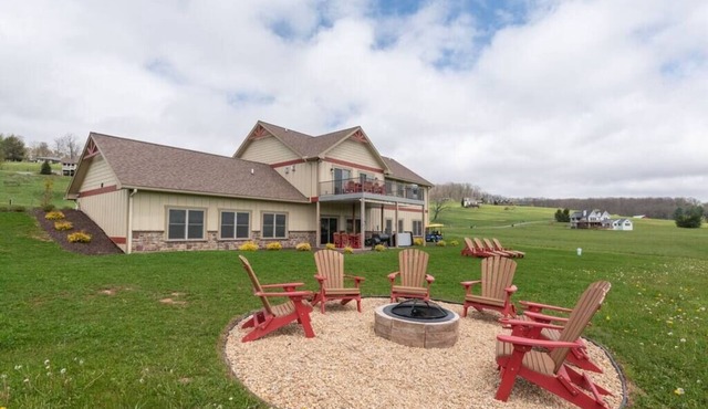 6BR Luxury Lakeside Escape w/Indoor Pool/Dock*
