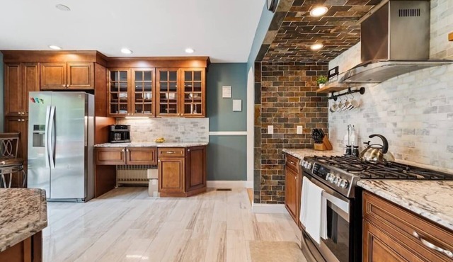 6BR Sanctuary Amidst Nature's Majesty