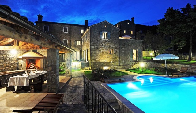 6BR Villa with amazing views, playground and extra large infinity pool