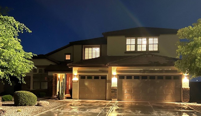 6br3ba with pool & jacuzzi