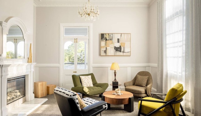 $6mil LUXE Hilltop 6 Bedroom Heritage Mansion