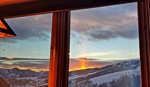 7,000 square foot custom Log Ski Lodge with unbelievable view of the slopes