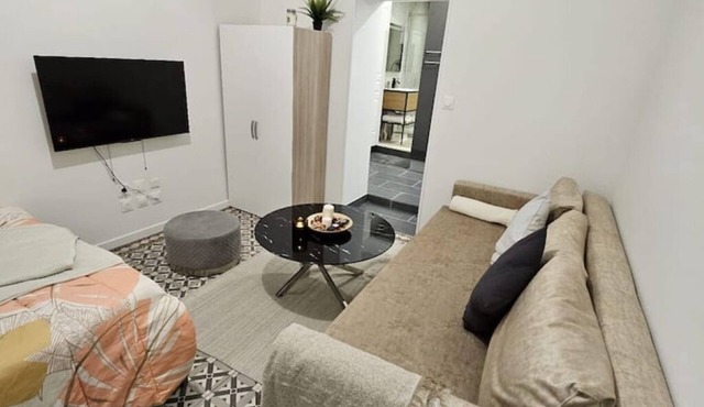 7-Apartment for 4 People - Reims