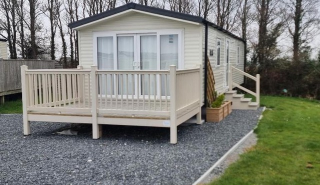 7 Bays 6 Berth Willerby Molton Caravan