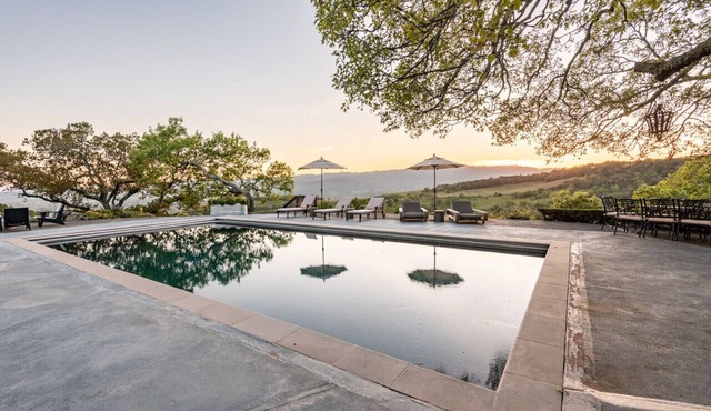 7 BD - 2 homes - Pool, Spa, Minutes to Plaza